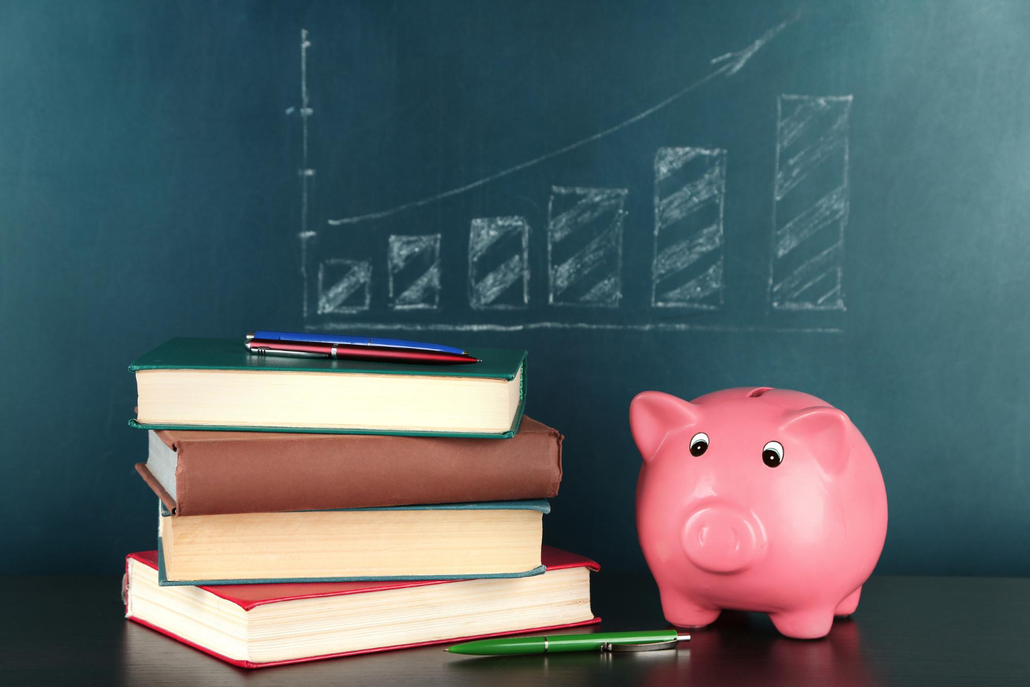 Master Financial Literacy: A Course for Confident Financial Management